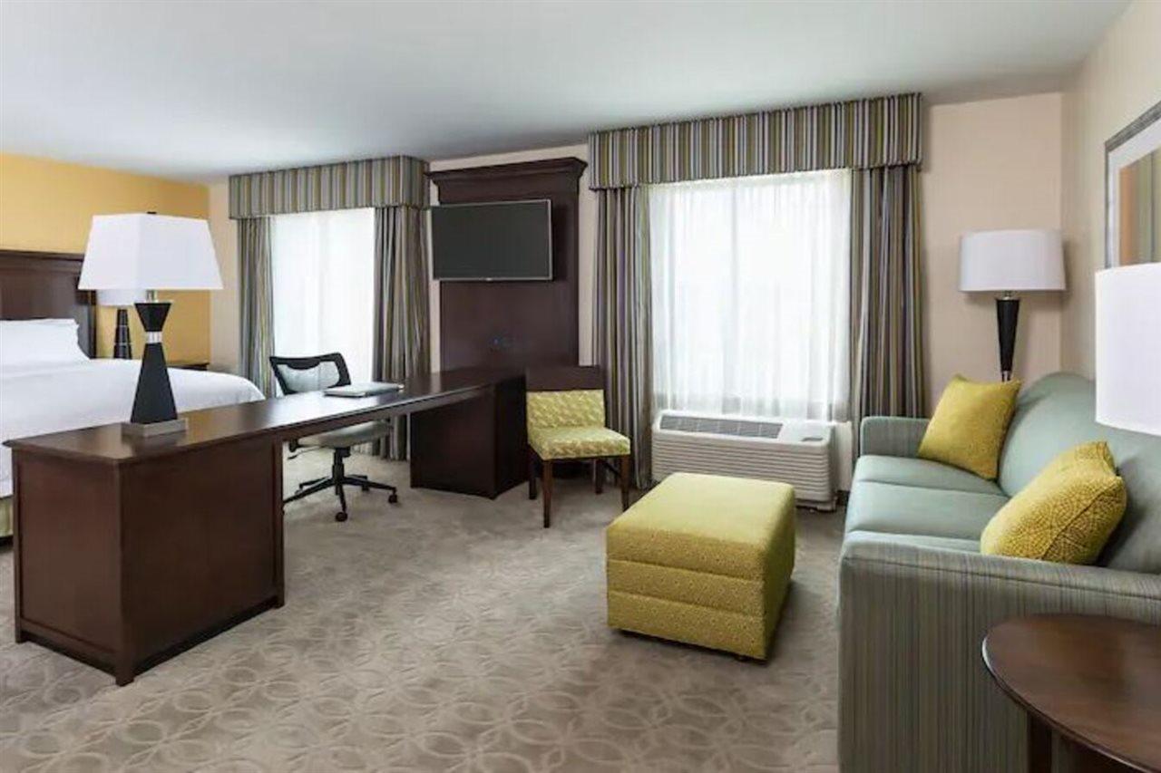 Hampton Inn & Suites Philadelphia Montgomeryville North Wales Exterior photo