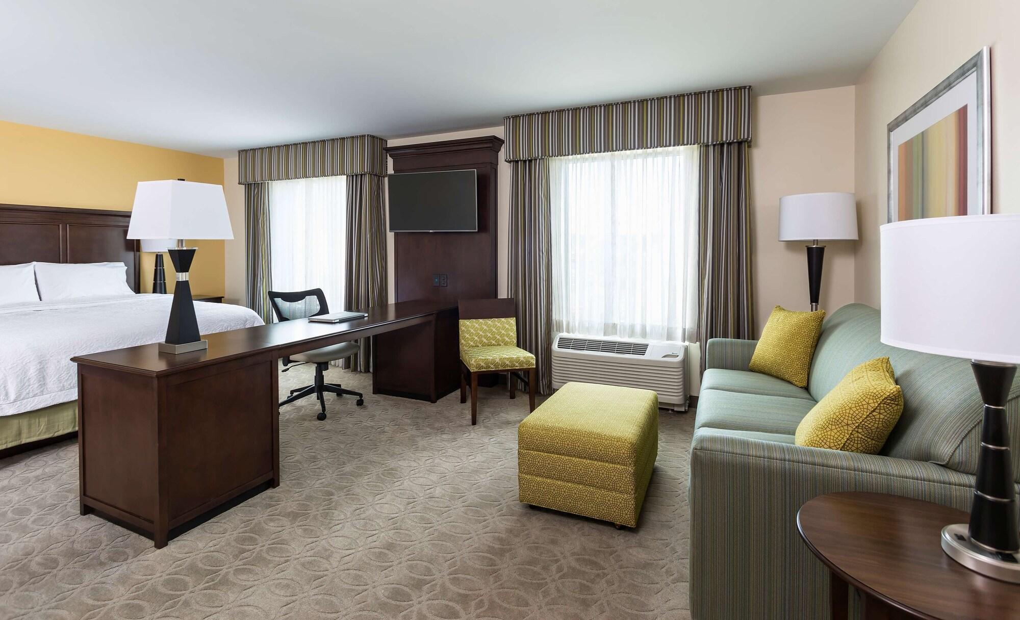 Hampton Inn & Suites Philadelphia Montgomeryville North Wales Exterior photo